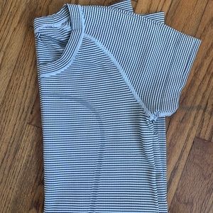 Lululemon Workout Top - shortsleeve, striped